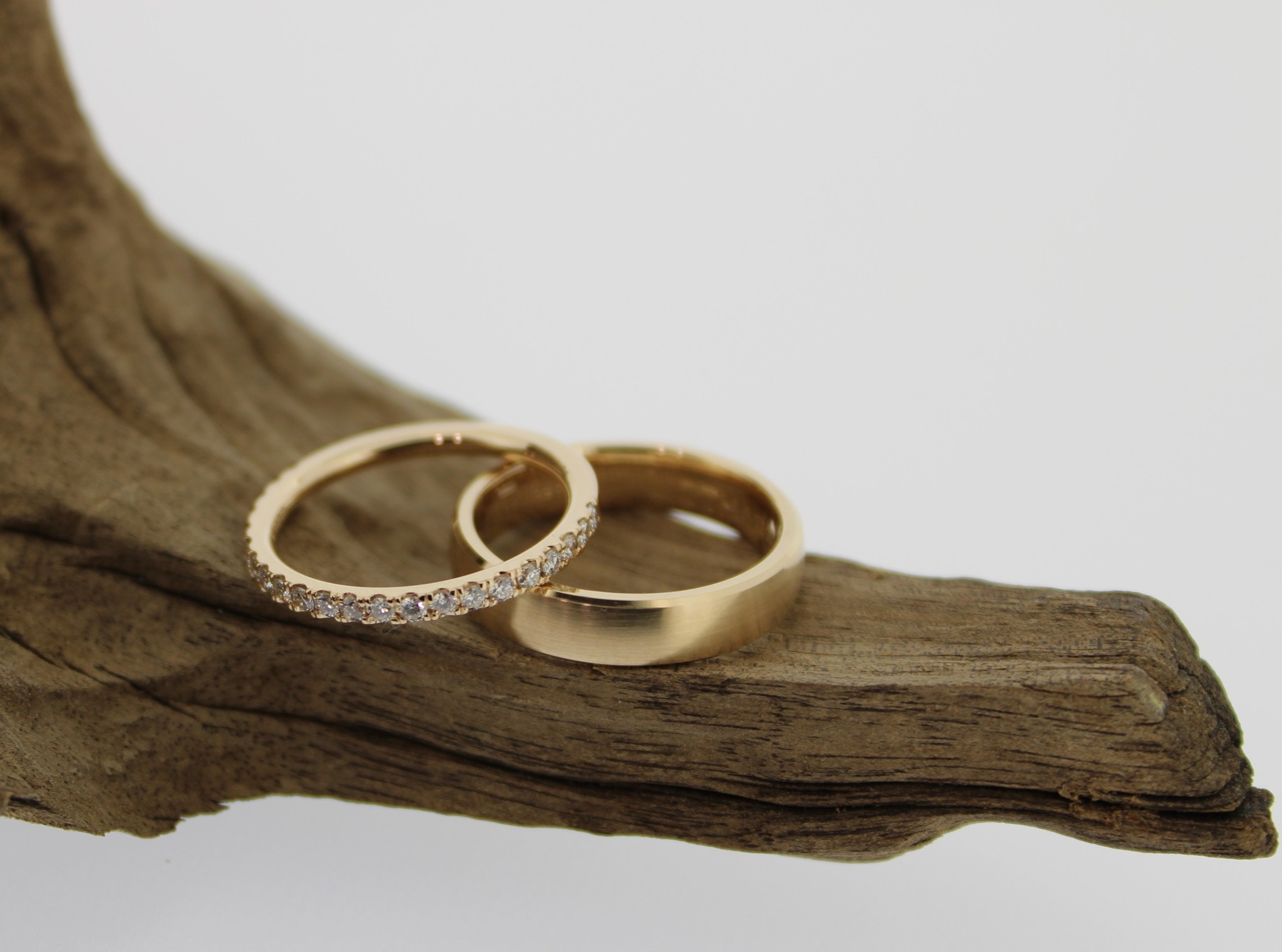 Goldschmiede Kälber Würselen - Diamantring gold